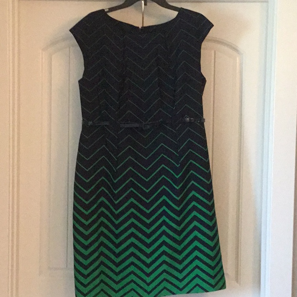 Navy & green capped sleeved dress